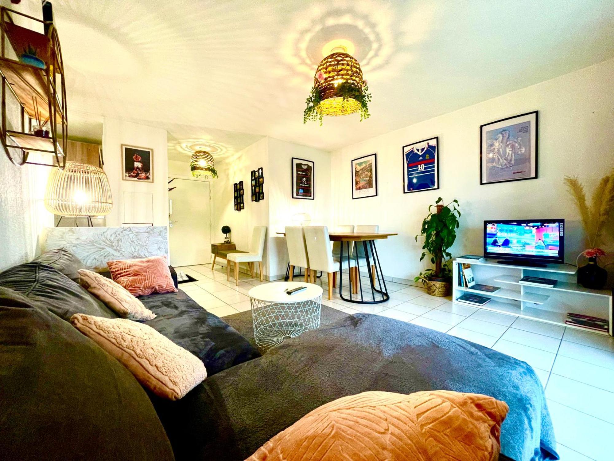 Bel Appartement T3 De 60M2 Avec Parking, Terrasse, Proche Du Metro Et Du Periph Тулуза Екстериор снимка